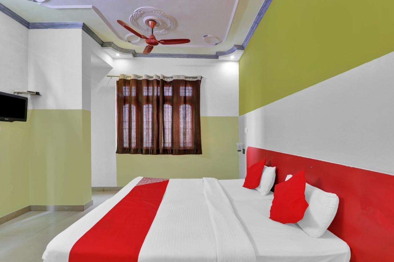 Oyo 82407 K Shree Guest House Varanasi Exterior foto